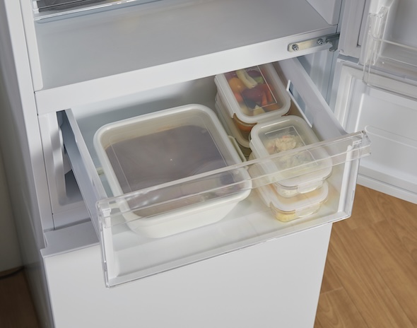 冷蔵庫の棚/Refrigerator shelves