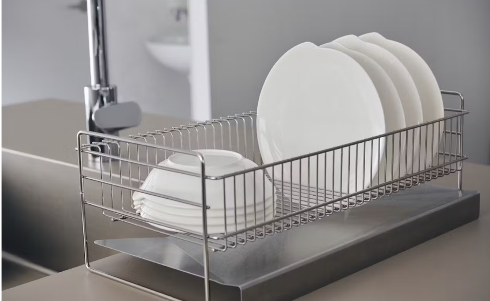 Some plates in the dish rack